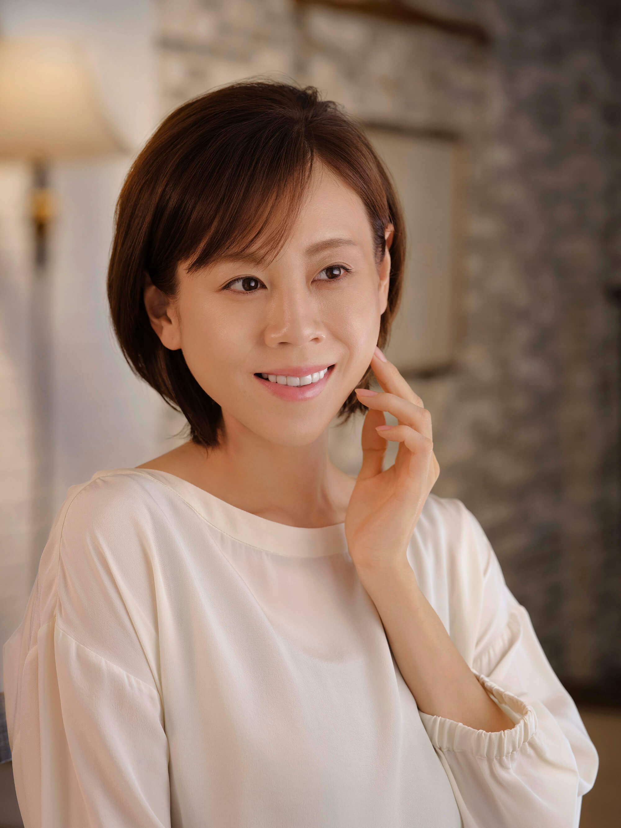 高橋真麻XLUXESアンバサダー就任記念キャンペーン | XLUXES ヒト幹細胞